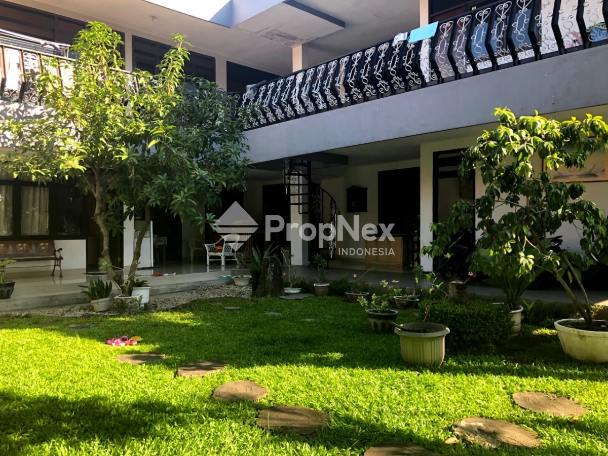 DARMO BARU BARAT,  Rumah Kost bangunan lama, dengan hunian 90% full
